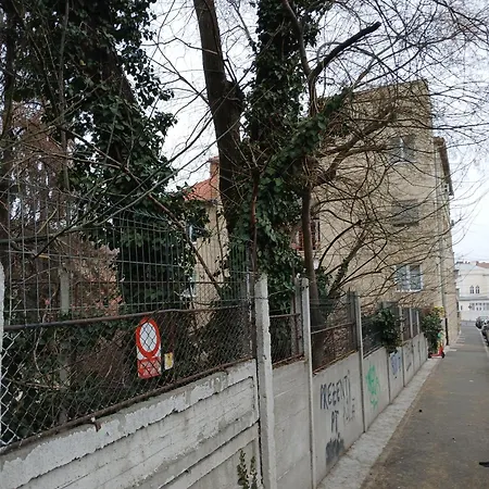 アパート Crisan-horea Retreat クルージュ＝ナポカ